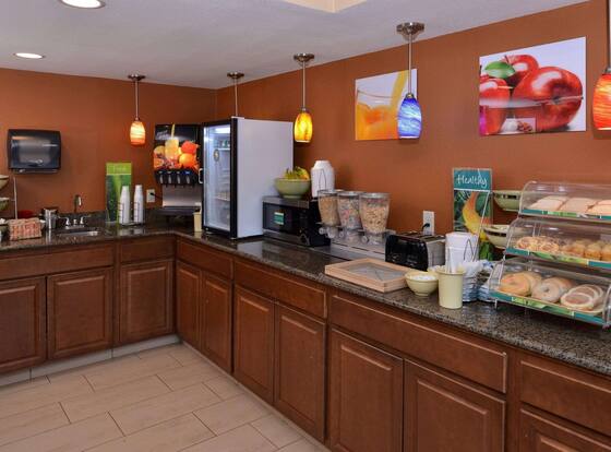 Quality Inn is a family friendly hotel in Appleton, Wisconsin (WI)