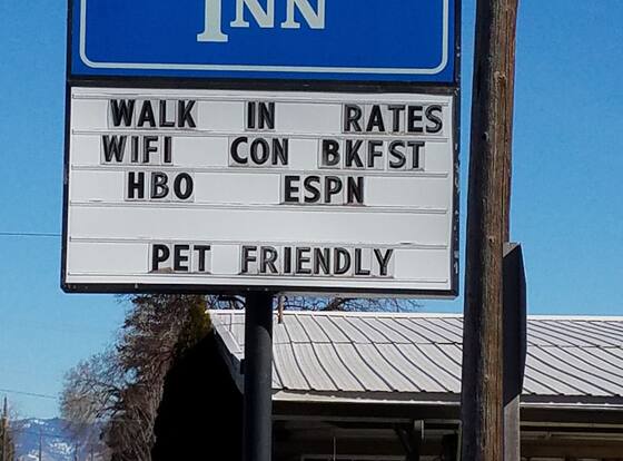 Rodeway Inn La Grande is a family friendly hotel in La Grande, Oregon (OR)