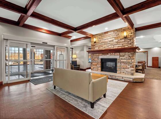 Country Inn & Suites by Radisson, Red Wing, MN is a family friendly hotel in Red Wing, Minnesota (MN)