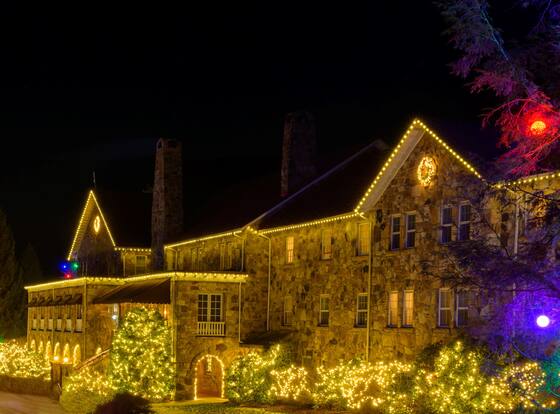 Mountain Lake Lodge is a family friendly hotel in Pembroke, Virginia (VA)