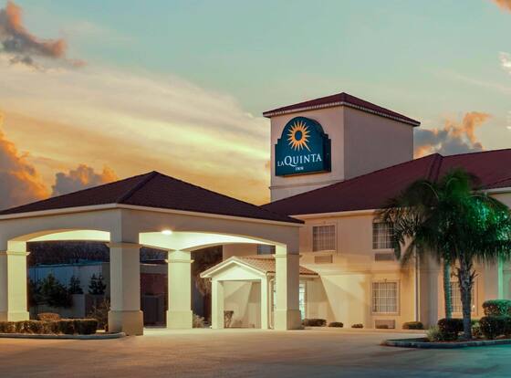 La Quinta Inn & Suites by Wyndham Morgan City is a family friendly hotel in Morgan City, Louisiana (LA)