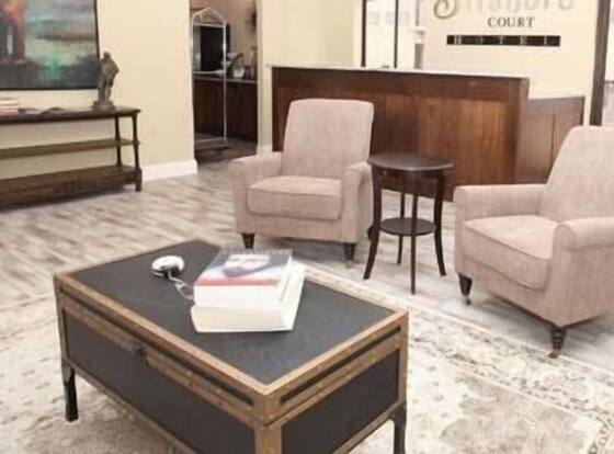 Stratford Court Hotel is a family friendly hotel in Cedar City, Utah (UT)