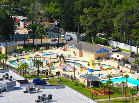 Myrtle Beach Resort by Beach Vacations is a family friendly hotel in Garden City, South Carolina (SC)