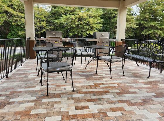 Candlewood Suites Greenville NC by IHG is a family friendly hotel in Greenville, North Carolina (NC)