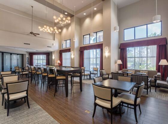 Hampton Inn & Suites San Diego-Poway is a family friendly hotel in Poway, California (CA)