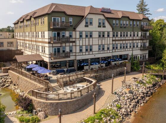 Chase On The Lake Resort Hotel is a family friendly hotel in Walker, Minnesota (MN)