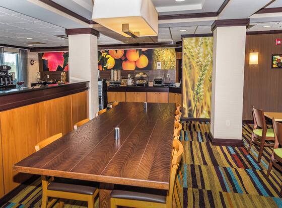 Fairfield Inn & Suites by Marriott Morgantown is a family friendly hotel in Morgantown, West Virginia (WV)