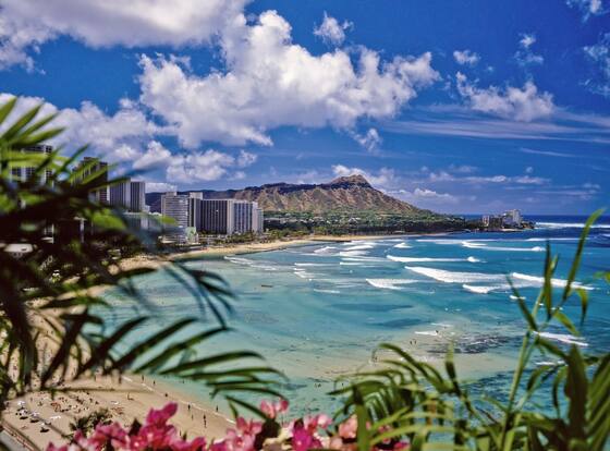 Marvelous Mountain View Studio Condo by RedAwning is a family friendly hotel in Honolulu, Hawaii (HI)
