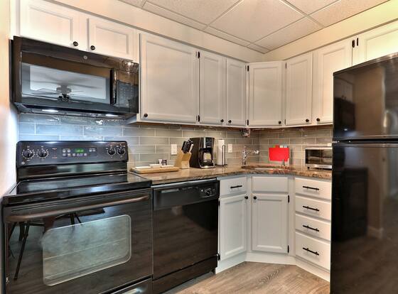 Mountain Green Resort By Killington VR - 3 Bedrooms is a family friendly hotel in Killington Village, Vermont (VT)
