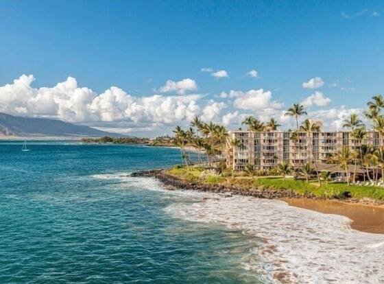 Kamaole Nalu, #104 2 Bedroom Condo by RedAwning is a family friendly hotel in Kihei, Hawaii (HI)
