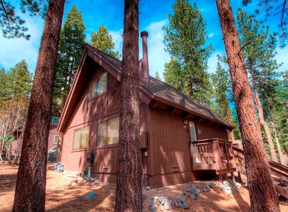 Cozy Mountain Hideaway 3 Bedroom Home by RedAwning is a family friendly hotel in Incline Village, Nevada (NV)