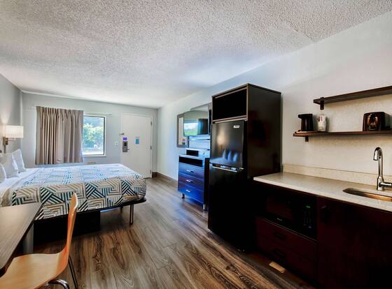 Studio 6 Extended Stay - Birmingham, AL - Medical Center is a family friendly hotel in Birmingham, Alabama (AL)