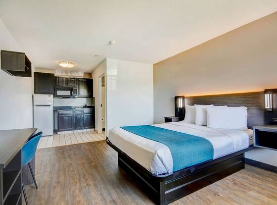 Studio 6 Ocean Springs, MS is a family friendly hotel in Ocean Springs, Mississippi (MS)