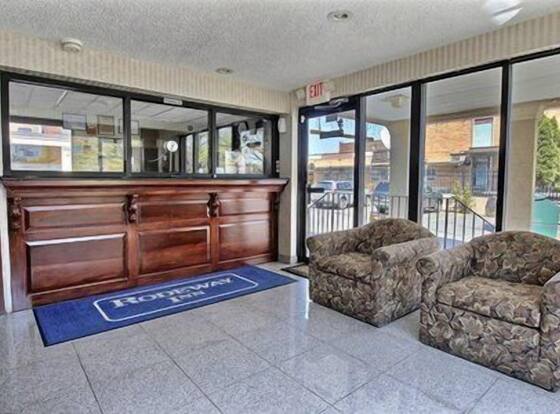 Rodeway Inn is a family friendly hotel in Paterson, New Jersey (NJ)