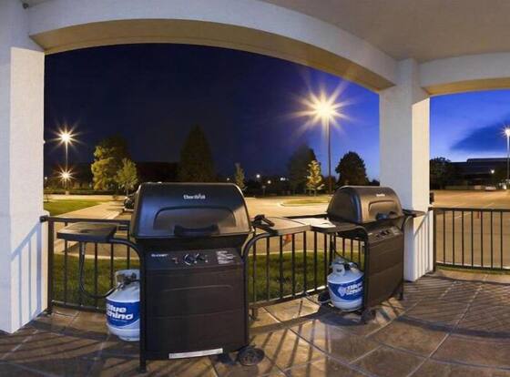 Candlewood Suites Indianapolis Northwest by IHG is a family friendly hotel in Indianapolis, Indiana (IN)
