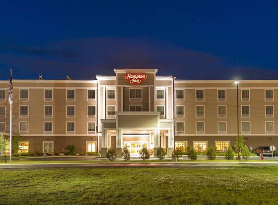 Hampton Inn Presque Isle Maine is a family friendly hotel in Presque Isle, Maine (ME)