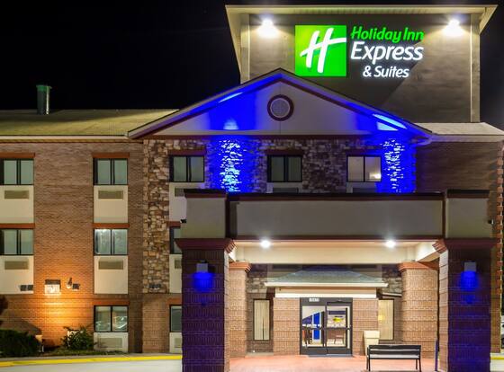 Holiday Inn Express & Suites Olathe South by IHG is a family friendly hotel in Olathe, Kansas (KS)