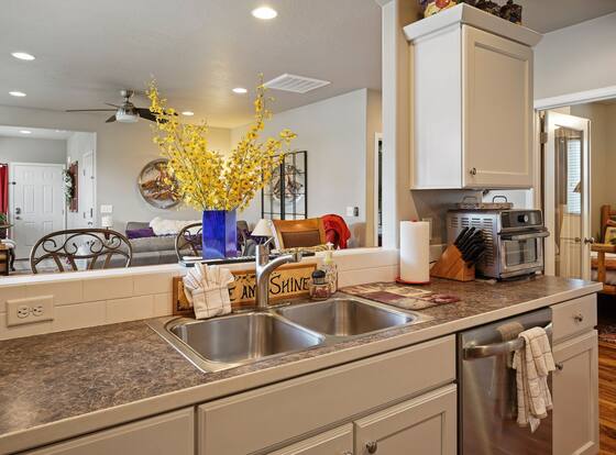 Bend Able 3 Bedroom Home by Redawning is a family friendly hotel in Bend, Oregon (OR)