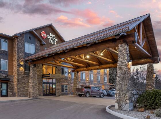 Best Western Plus Ponderay Mountain Lodge is a family friendly hotel in Ponderay, Idaho (ID)