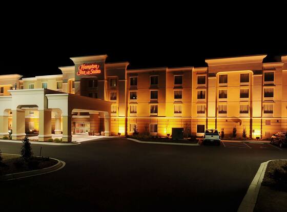 Hampton Inn Suites Scottsboro is a family friendly hotel in Scottsboro, Alabama (AL)