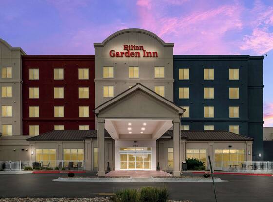 Hilton Garden Inn Omaha East/Council Bluffs is a family friendly hotel in Council Bluffs, Iowa (IA)