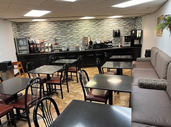 Greenlight Inn & Suites is a family friendly hotel in St. James, Missouri (MO)