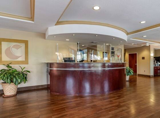 Comfort Suites Biloxi - Ocean Springs is a family friendly hotel in Biloxi, Mississippi (MS)