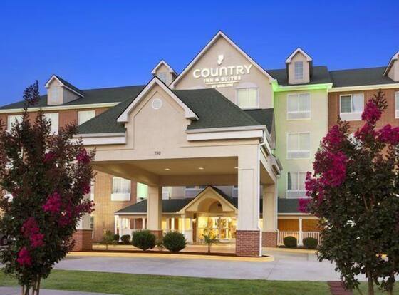 Country Inn & Suites by Radisson, Conway, AR is a family friendly hotel in Conway, Arkansas (AR)