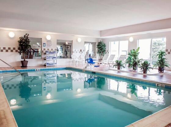 Comfort Suites near Indianapolis Airport is a family friendly hotel in Indianapolis, Indiana (IN)