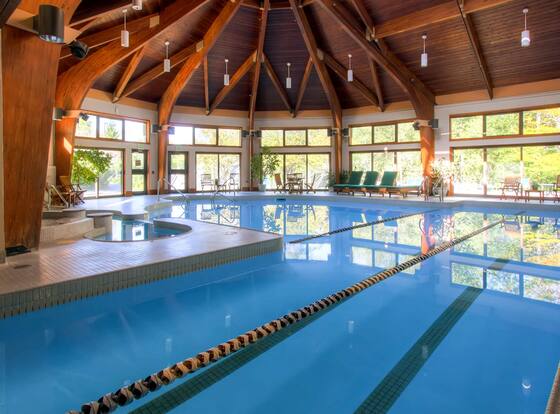 Cozy In The Woods 3 Bedroom Condo by RedAwning is a family friendly hotel in Killington Village, Vermont (VT)