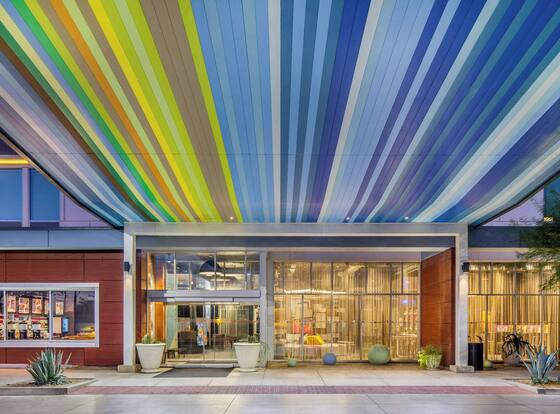 Aloft Phoenix Airport is a family friendly hotel in Phoenix, Arizona (AZ)