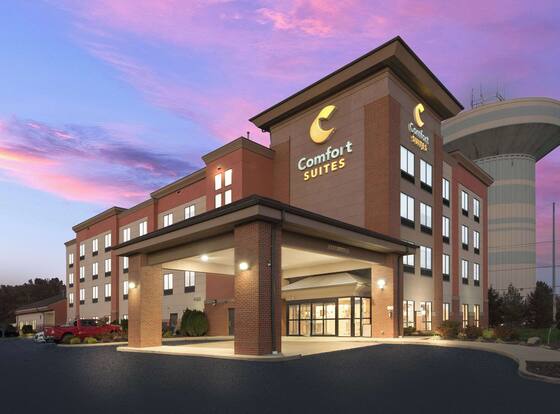 Comfort Suites Columbus East Broad is a family friendly hotel in Columbus, Ohio (OH)