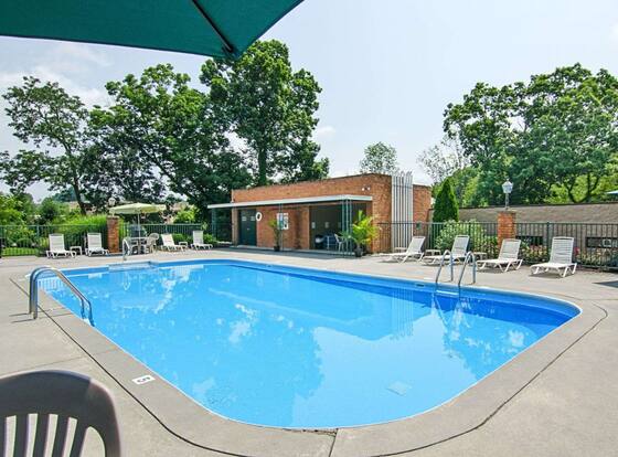 Quality Inn Lewisburg is a family friendly hotel in Lewisburg, West Virginia (WV)