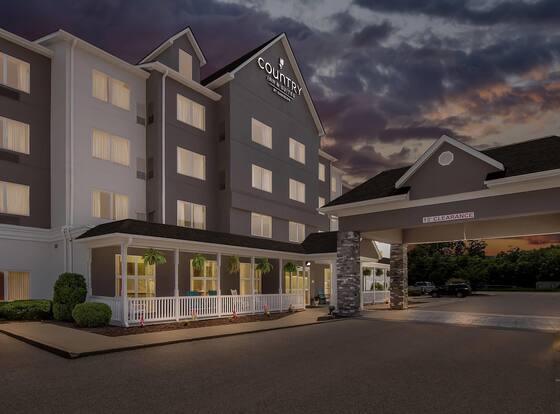 Country Inn & Suites by Radisson, Princeton, WV is a family friendly hotel in Princeton, West Virginia (WV)