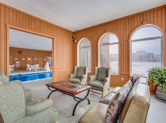 Quality Inn is a family friendly hotel in Hastings, Nebraska (NE)