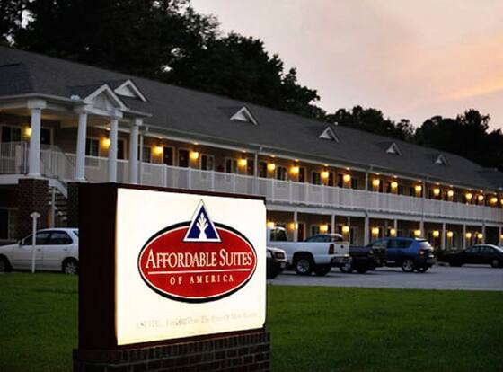Affordable Suites Fredericksburg is a family friendly hotel in Southern Gateway, Virginia (VA)