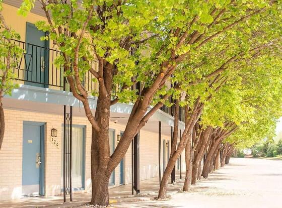 Wayfarer Inn Woodward is a family friendly hotel in Woodward, Oklahoma (OK)
