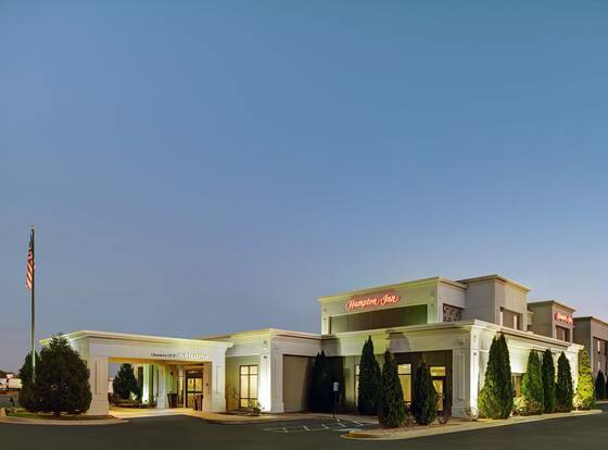Hampton Inn Farmington is a family friendly hotel in Farmington, Missouri (MO)
