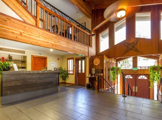 Mountain Retreat Resort is a family friendly hotel in Arnold, California (CA)
