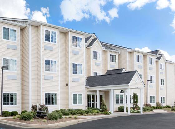 Microtel Inn & Suites by Wyndham Ozark is a family friendly hotel in Ozark, Alabama (AL)