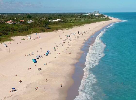 Seaspray Surf Lodge is a family friendly hotel in Vero Beach, Florida (FL)