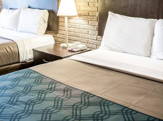 Rodeway Inn & Suites Wilmington North is a family friendly hotel in Wilmington, North Carolina (NC)