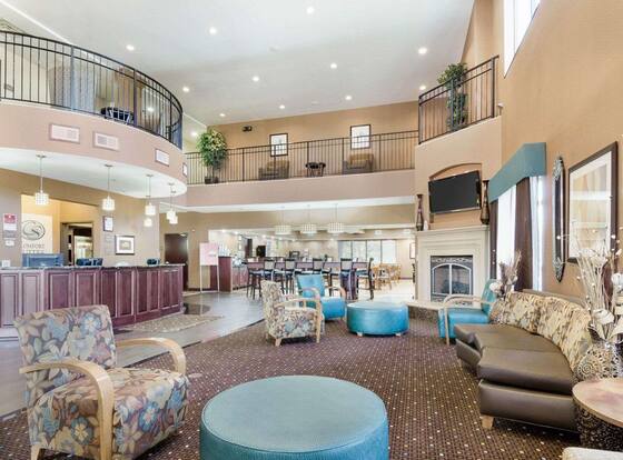 Comfort Suites Topeka Northwest is a family friendly hotel in Willard, Kansas (KS)