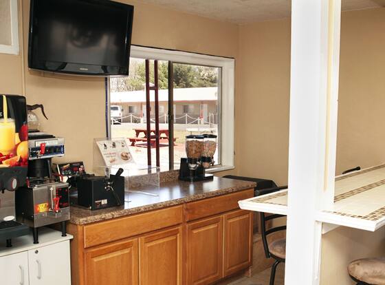 Budget Inn and Suites Colby is a family friendly hotel in Colby, Kansas (KS)