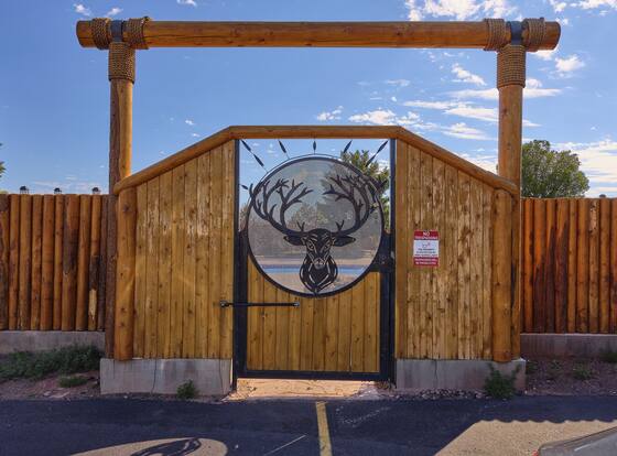 Grand Canyon Inn is a family friendly hotel in Williams, Arizona (AZ)