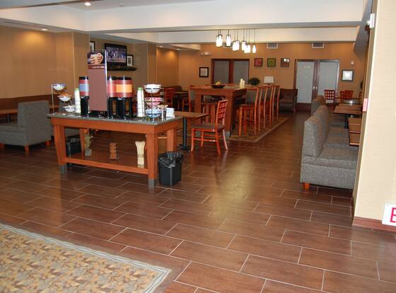 Hampton Inn Sidney NE is a family friendly hotel in Sidney, Nebraska (NE)