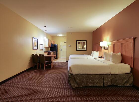 Hawthorn Extended Stay by Wyndham Minot is a family friendly hotel in Minot, North Dakota (ND)