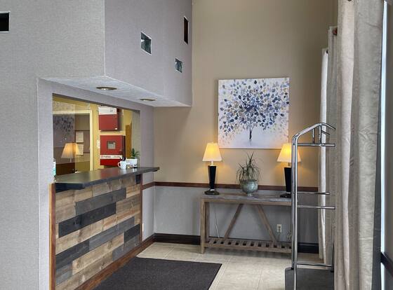 The Woodridge Inn is a family friendly hotel in Connersville, Indiana (IN)