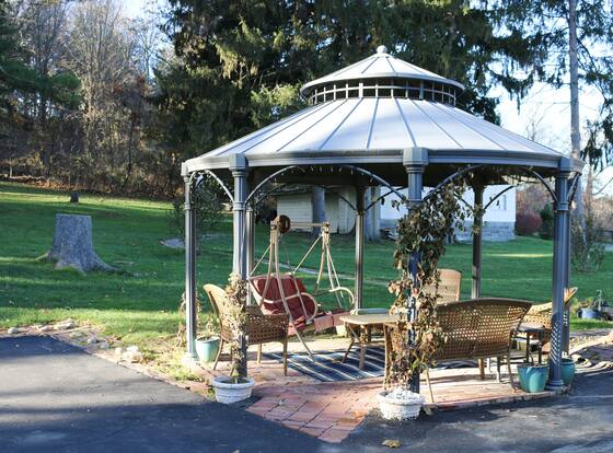 Atlas Motor Lodge is a family friendly hotel in Highland, New York (NY)