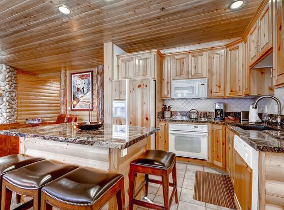 Black Bear Lodge by Vacasa is a family friendly hotel in Park City, Utah (UT)